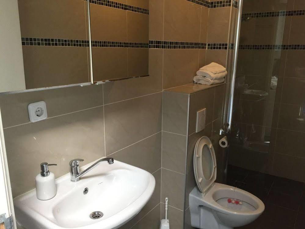 Budget Hotel De Witte Hoeck Amsterdam Wormerveer Exterior foto